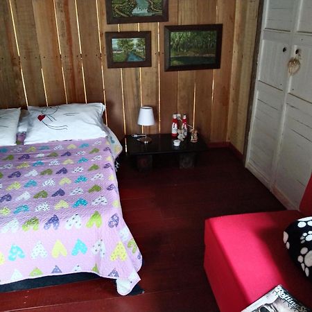 Tarragona Hostal Santa Rosa de Cabal Ruang foto